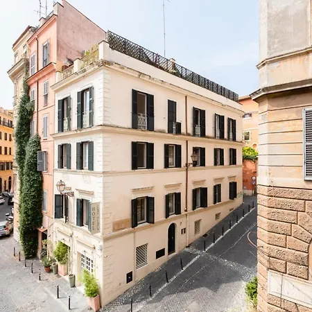 Living Colosseum Apartman *